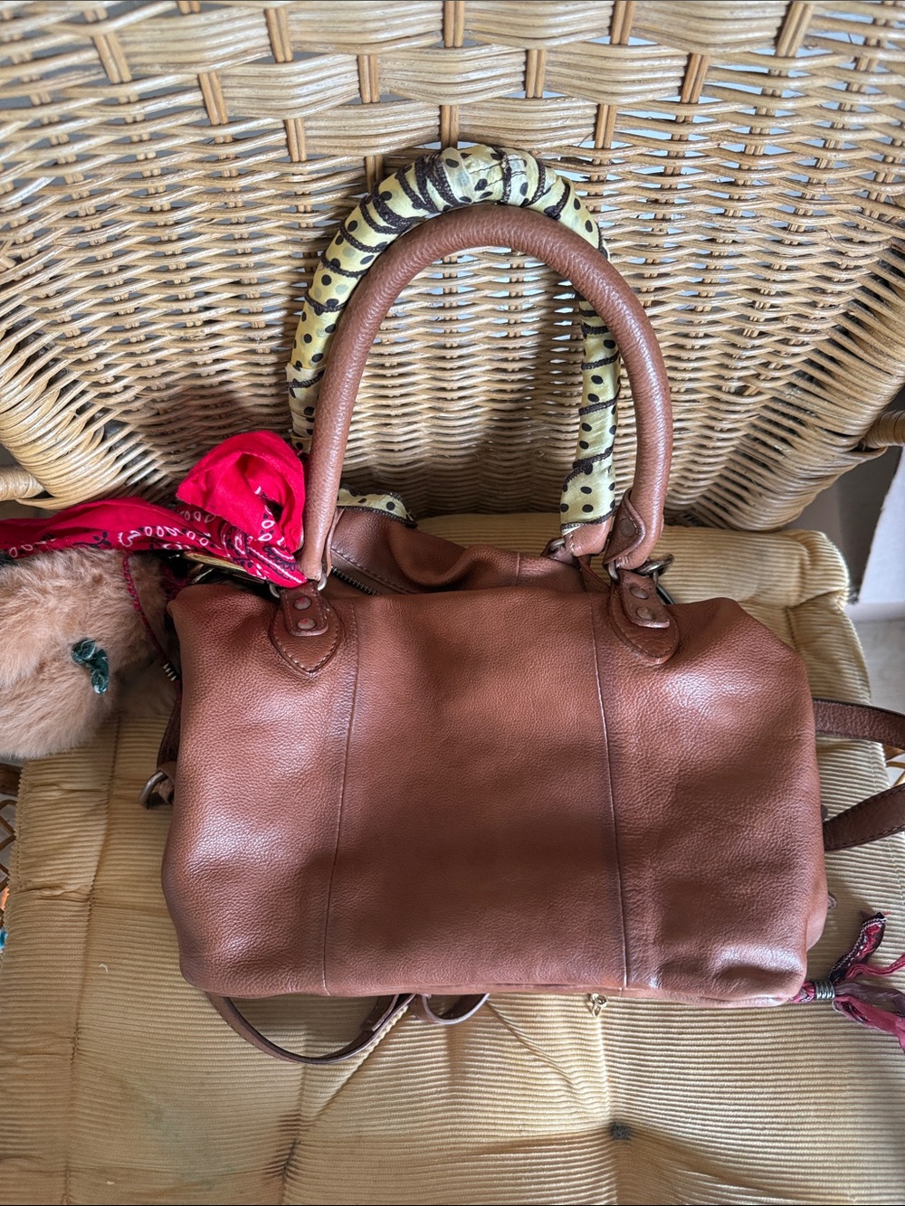 Baby Emerson bag free people WITH CHARMS and scarves. - Picture 3 of 7